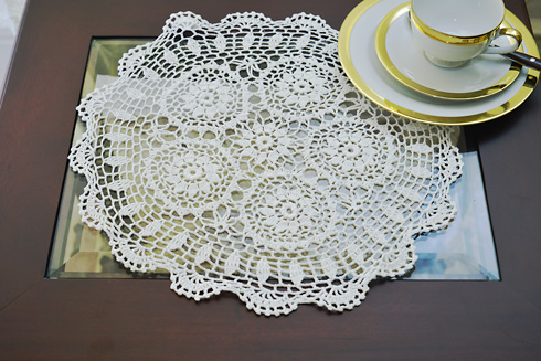 Round Crochet Placemat 16" Round. White color. 2 pieces pack